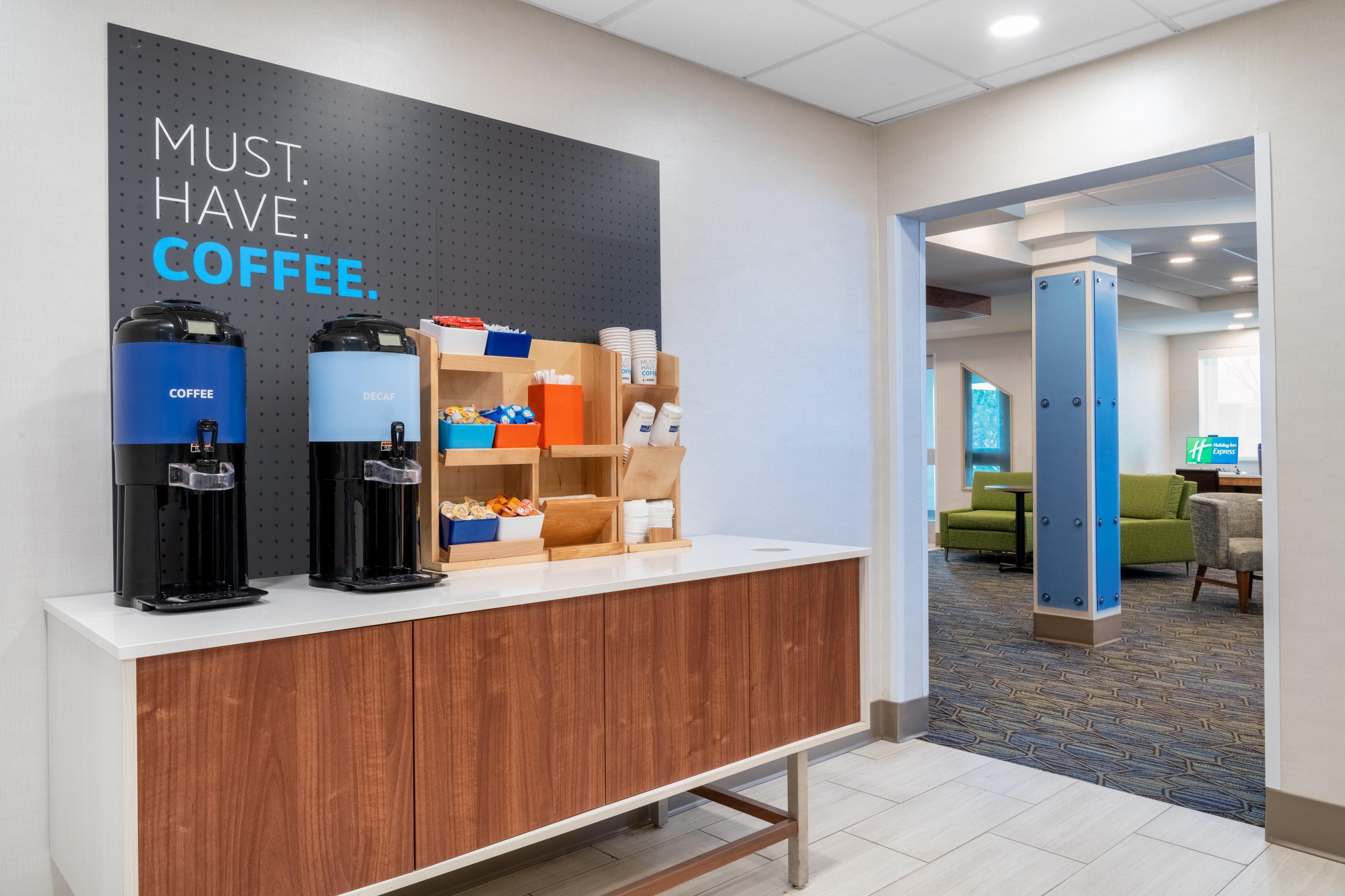 Holiday Inn Express & Suites Colorado Springs-Airport By Ihg Buitenkant foto