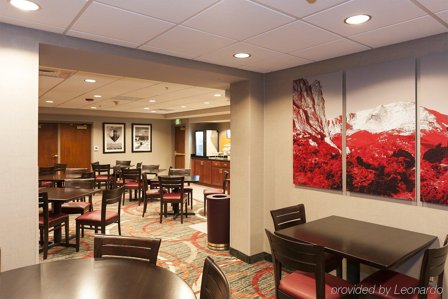 Holiday Inn Express & Suites Colorado Springs-Airport, An Ihg Hotel Buitenkant foto