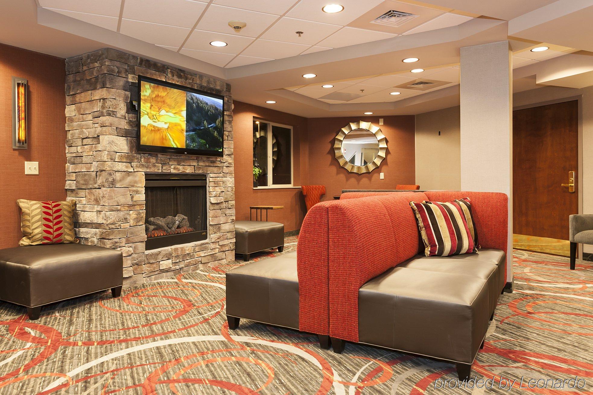 Holiday Inn Express & Suites Colorado Springs-Airport, An Ihg Hotel Buitenkant foto