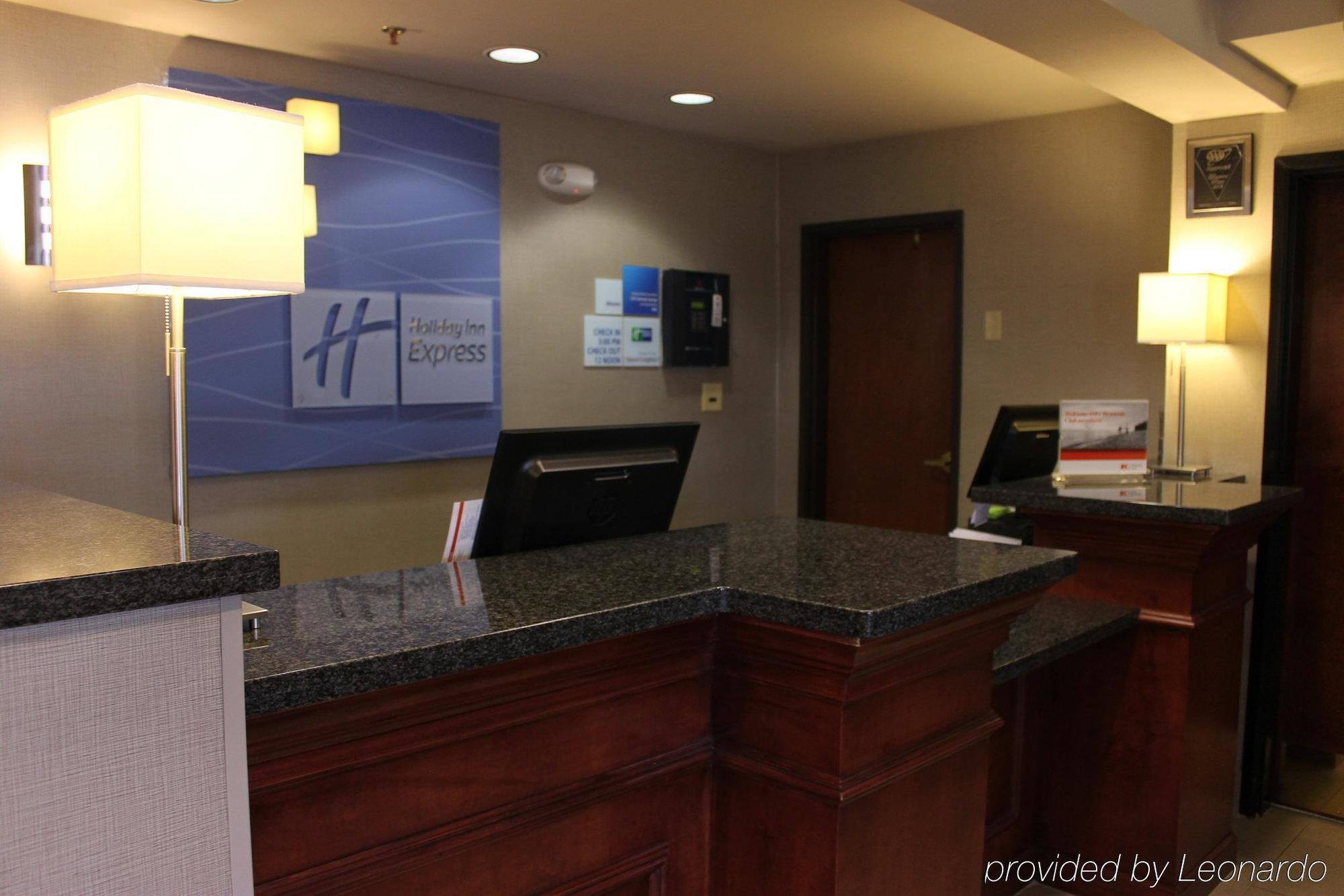 Holiday Inn Express & Suites Colorado Springs-Airport, An Ihg Hotel Buitenkant foto