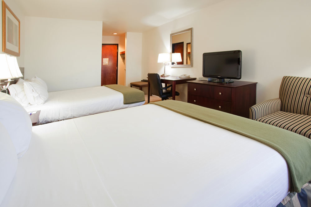 Holiday Inn Express & Suites Colorado Springs-Airport, An Ihg Hotel Buitenkant foto