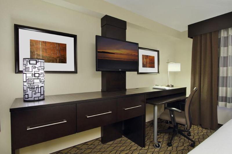 Holiday Inn Express & Suites Colorado Springs-Airport, An Ihg Hotel Buitenkant foto